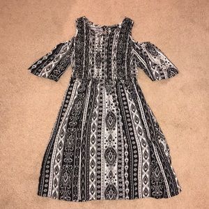 Girls dress with cold shoulder